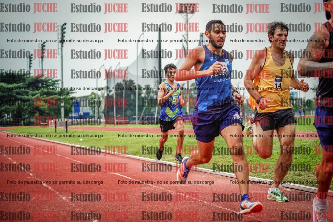 Fotos de los 800 m de varones