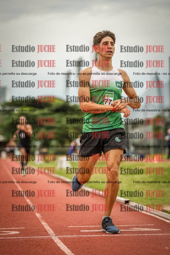 Fotos de los 3000 m llanos de varones