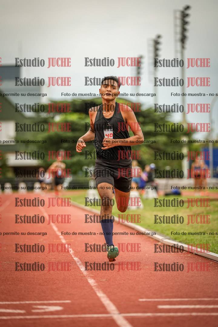 Fotos de los 3000 m llanos de varones