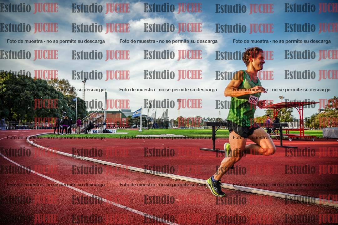 Fotos de los 3000 m llanos de varones