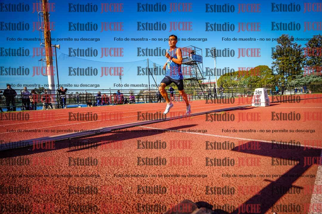 Fotos de los 3000 m llanos de varones