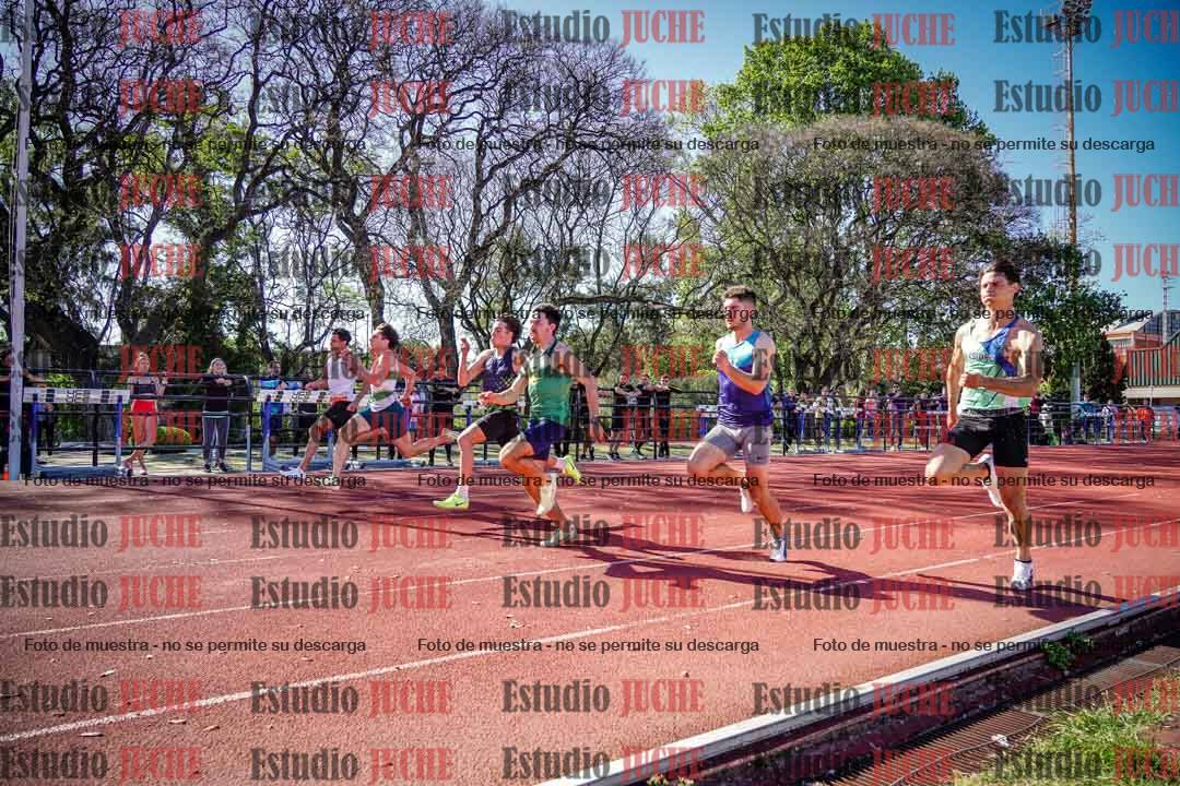 Fotos de los 100 m llanos de varones