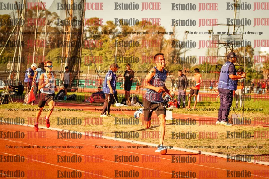 Fotos de los 3000 m llanos de varones