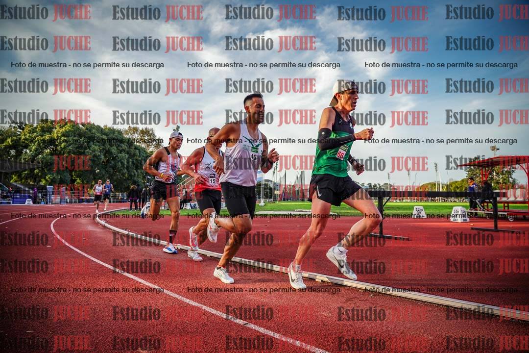 Fotos de los 3000 m llanos de varones