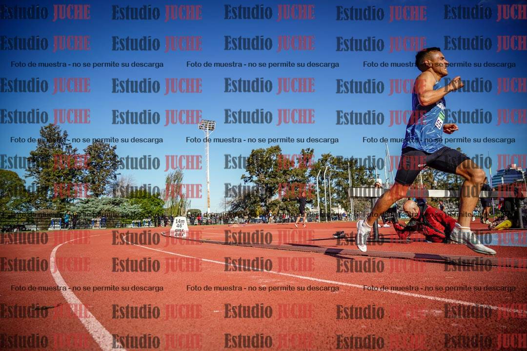 Fotos de los 3000 m llanos de varones