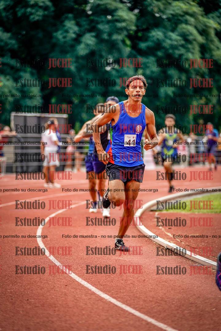 Fotos de los 800 m de varones