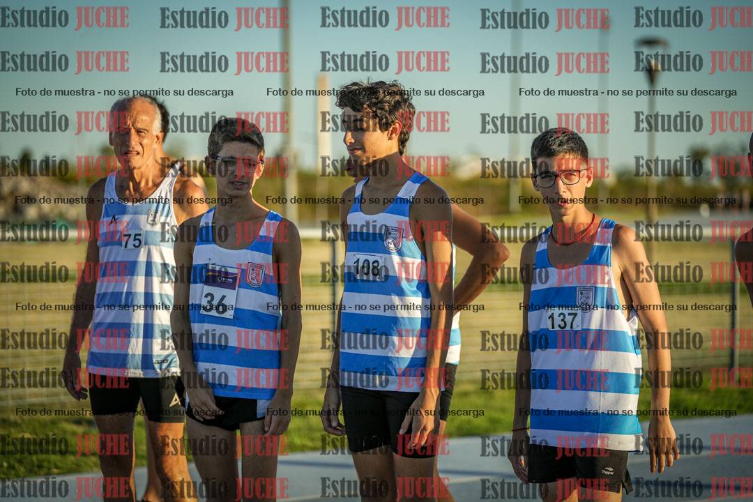 Fotos de los 1500 m llanos de varones