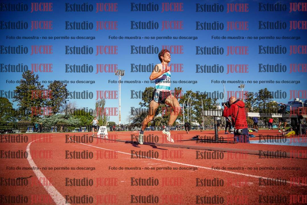 Fotos de los 3000 m llanos de varones