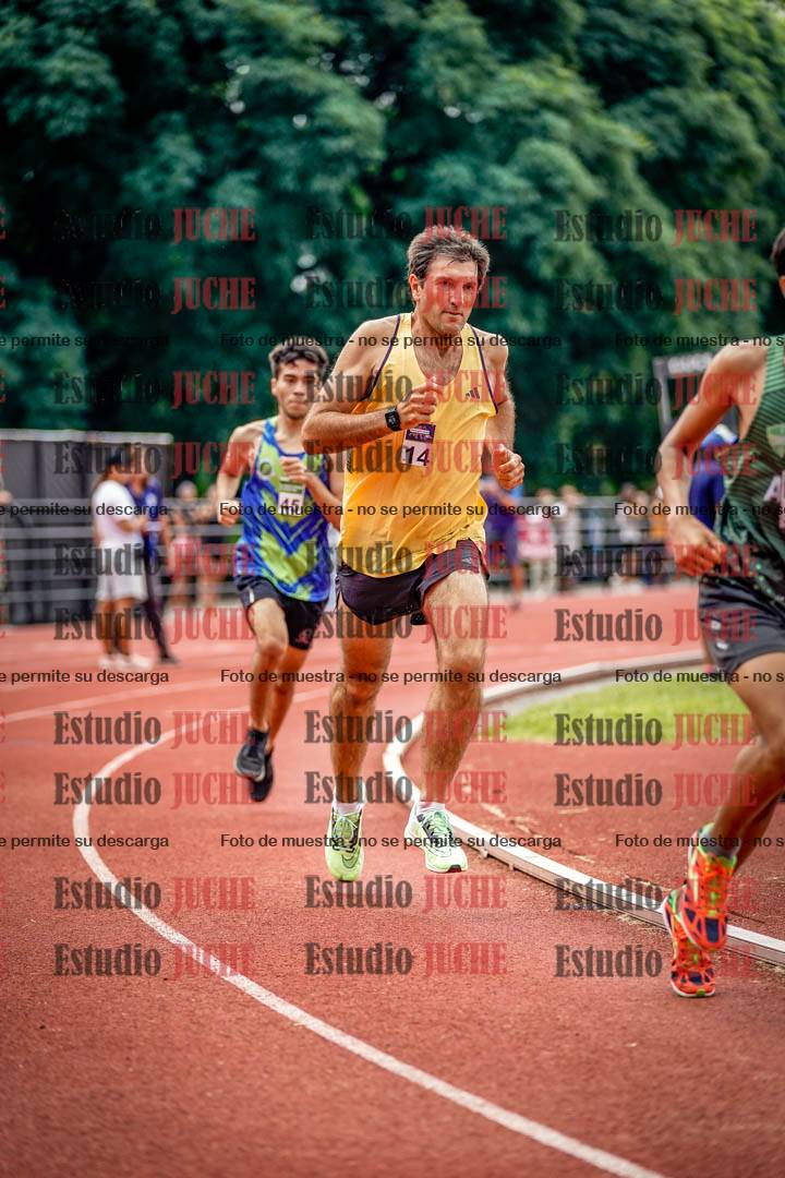 Fotos de los 800 m de varones