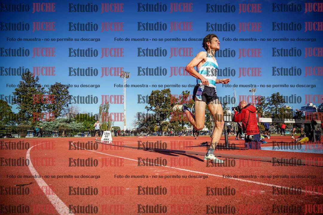 Fotos de los 3000 m llanos de varones