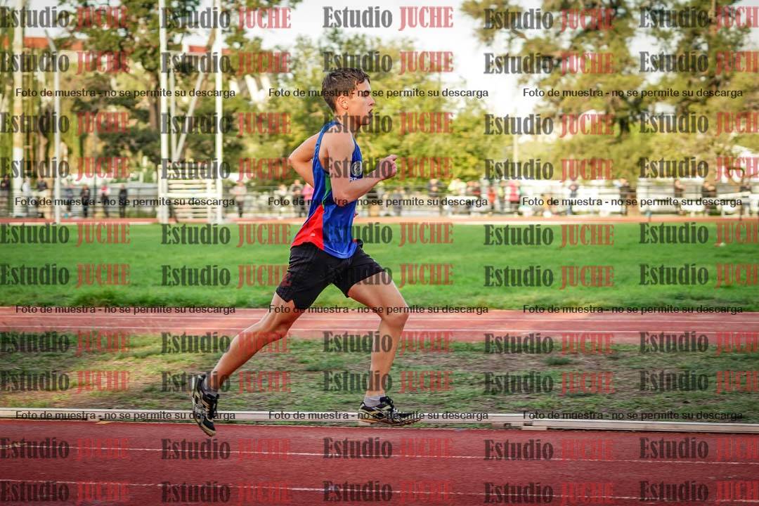 Fotos de los 3000 m llanos de varones