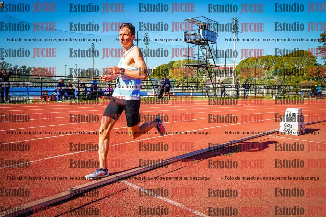 Fotos de los 3000 m llanos de varones