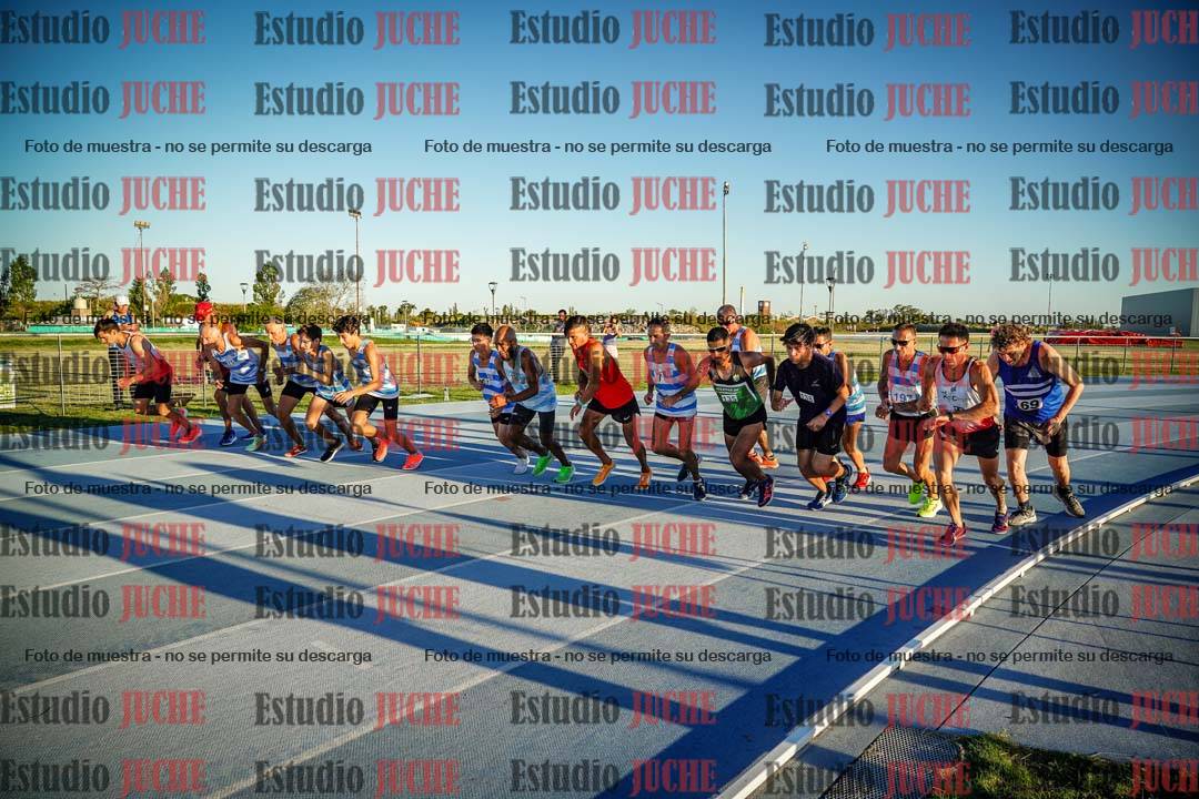Fotos de los 1500 m llanos de varones