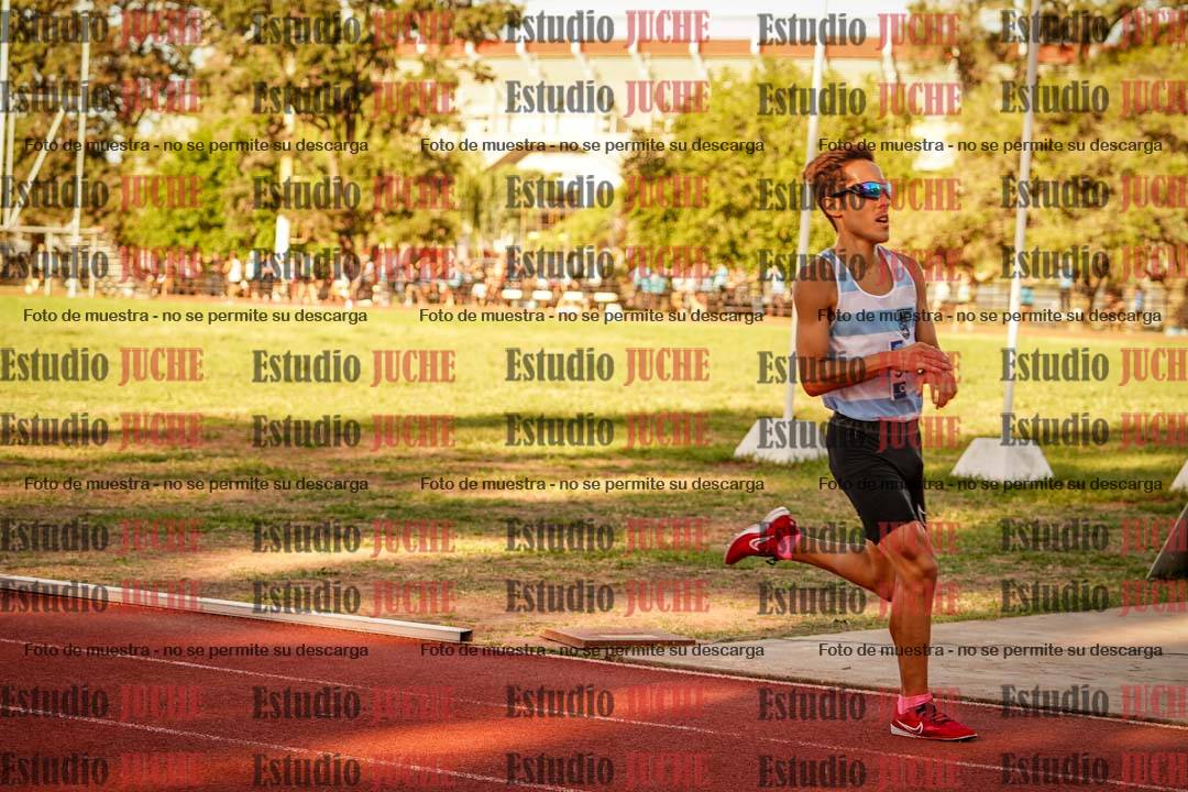 Fotos de los 3000 m llanos de varones