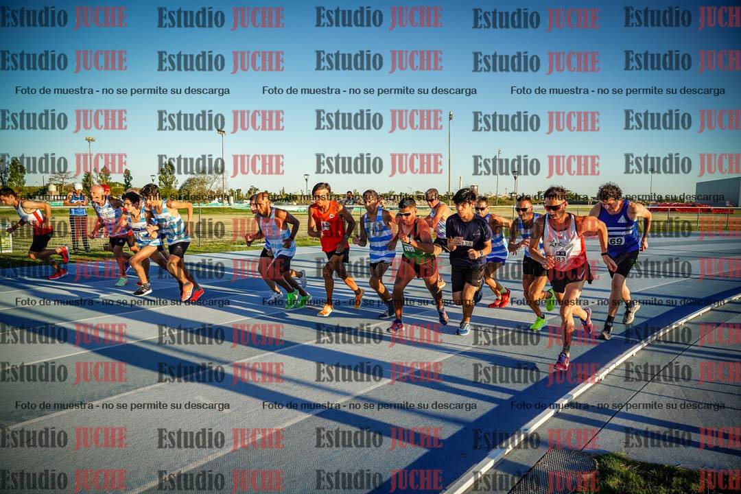 Fotos de los 1500 m llanos de varones
