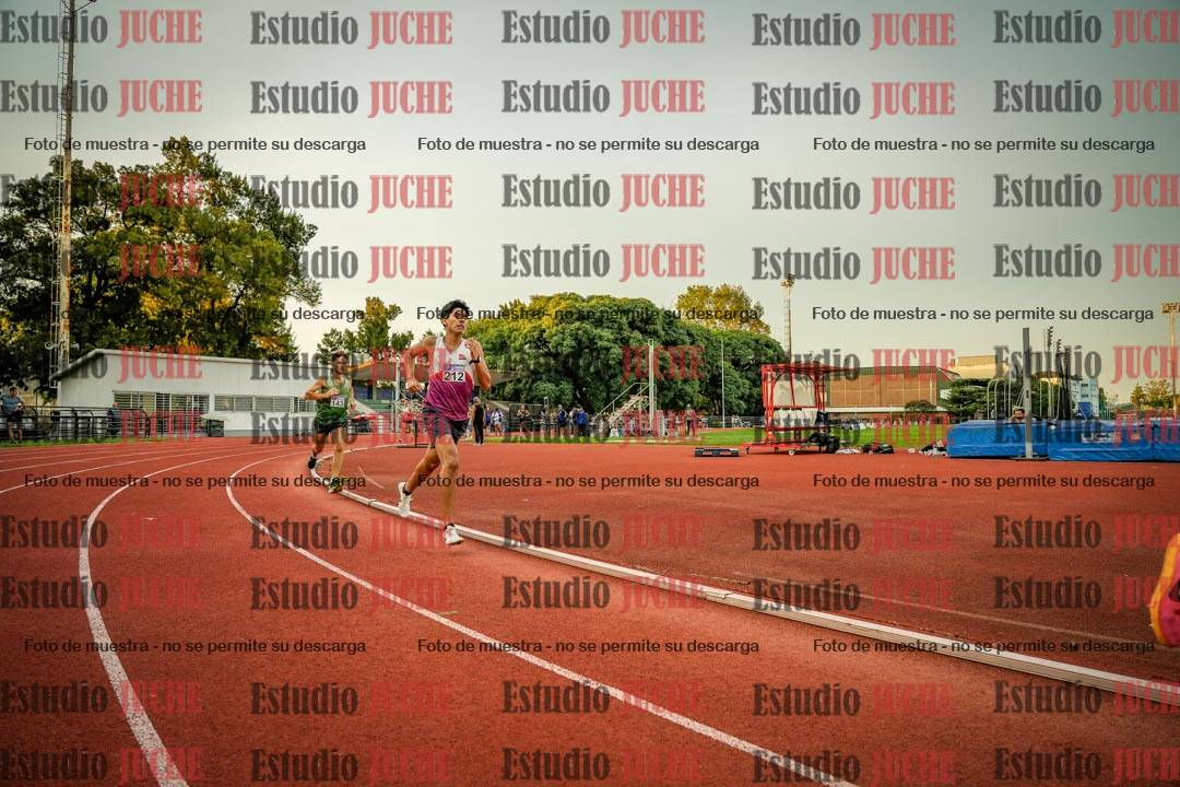 Fotos de los 1500 m llanos de varones