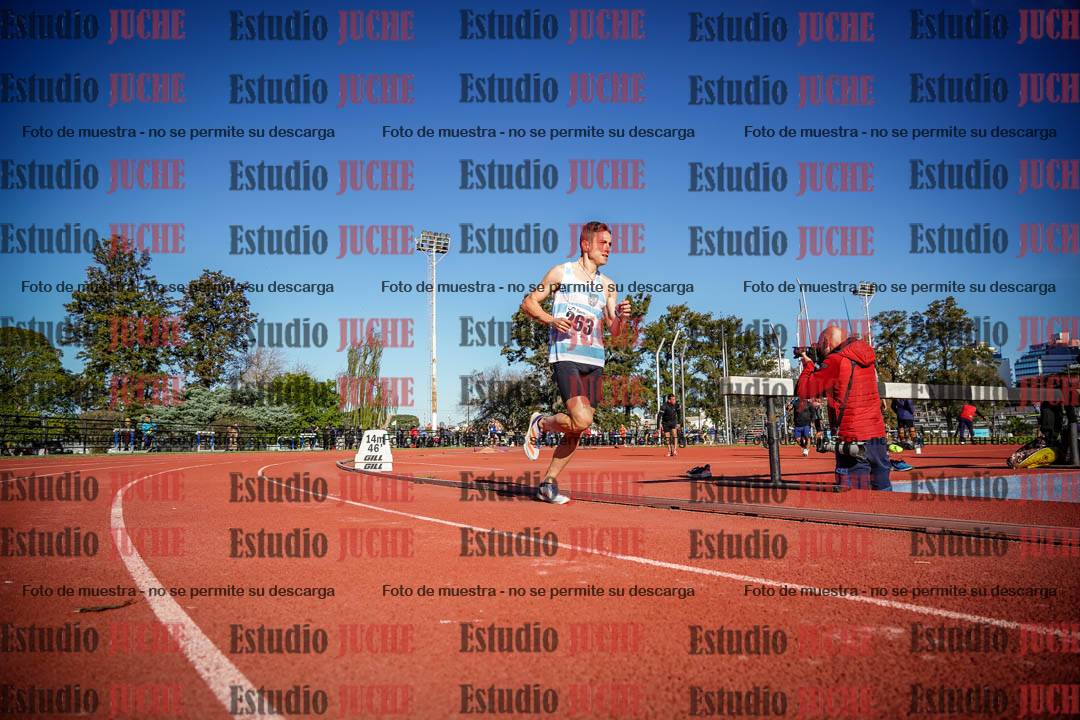 Fotos de los 3000 m llanos de varones