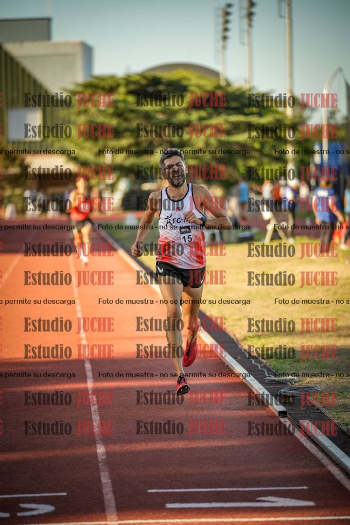Fotos de los 3000 m llanos de varones