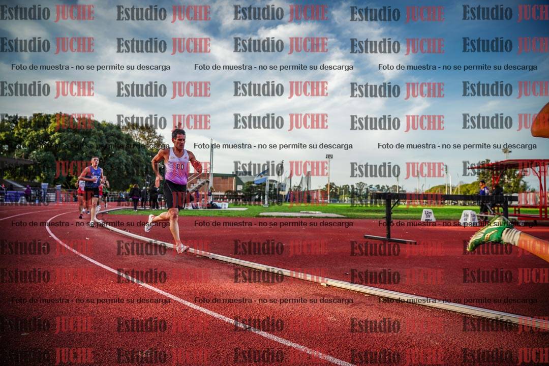 Fotos de los 3000 m llanos de varones