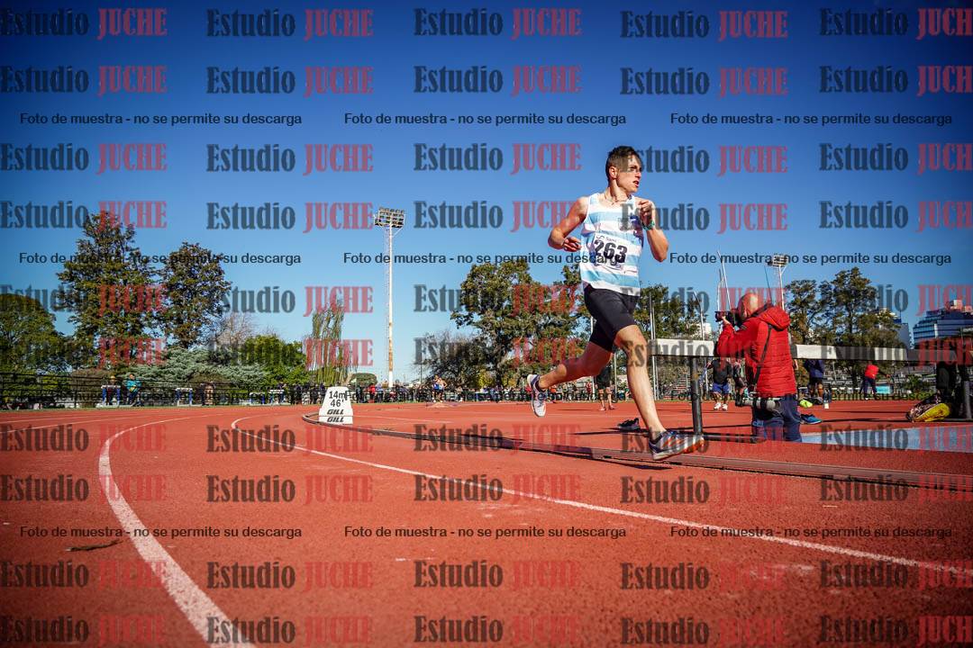 Fotos de los 3000 m llanos de varones