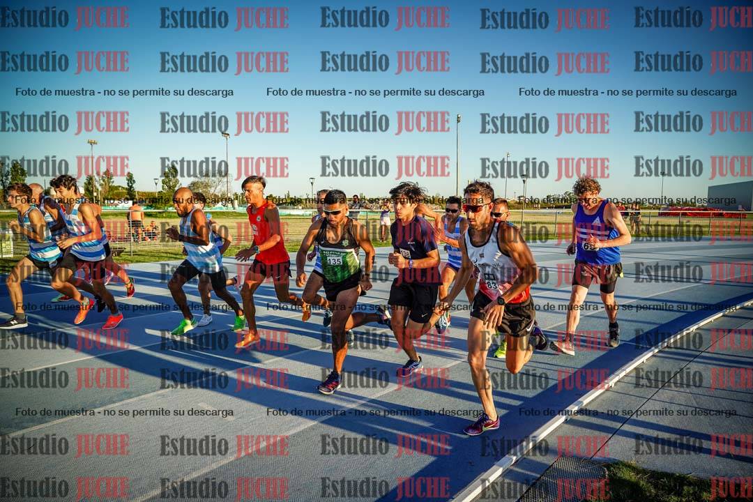 Fotos de los 1500 m llanos de varones