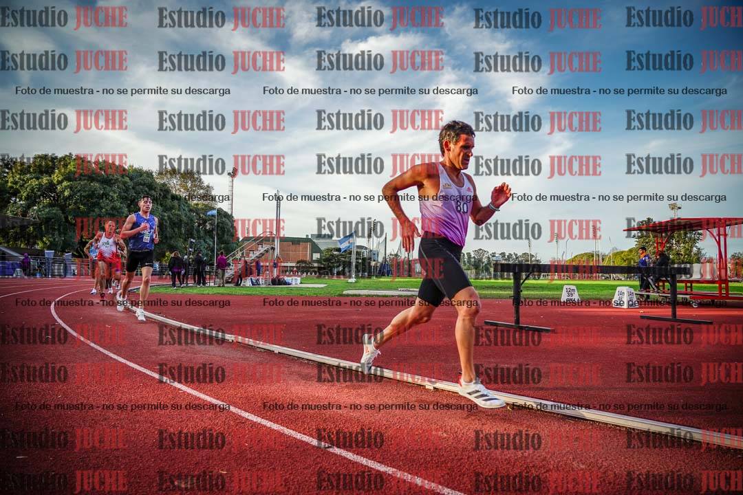 Fotos de los 3000 m llanos de varones