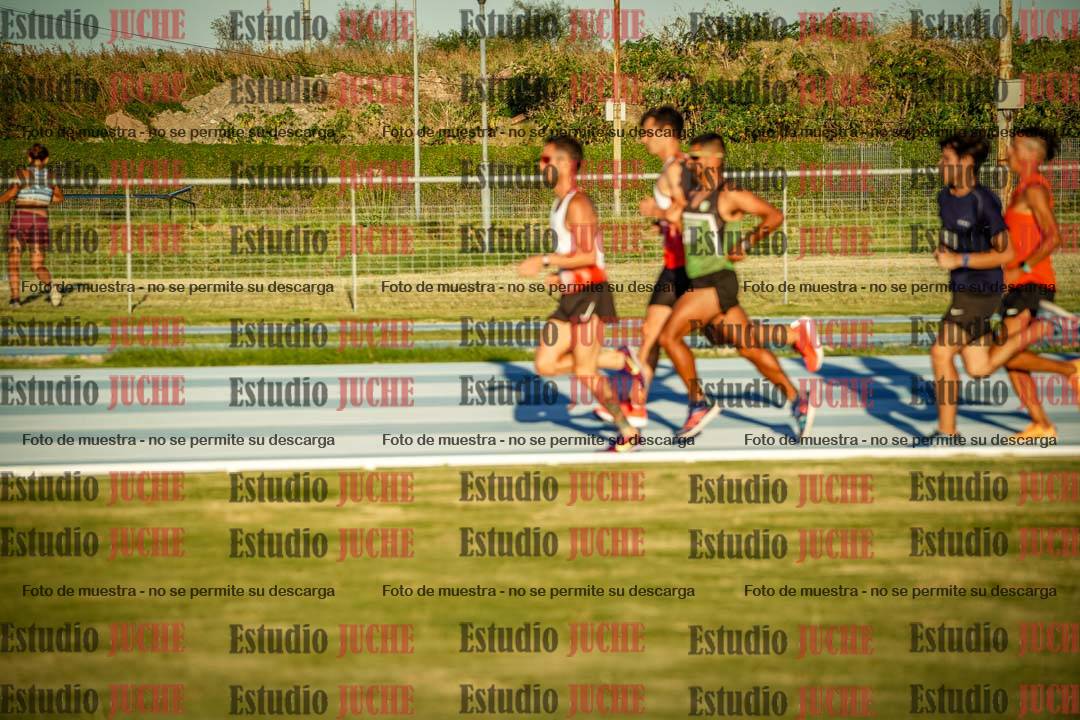 Fotos de los 1500 m llanos de varones