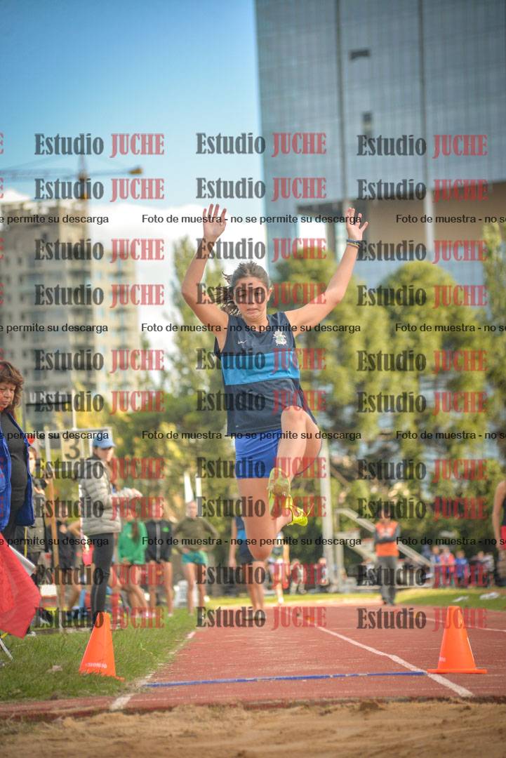 Fotos del salto en largo - mujeres U16