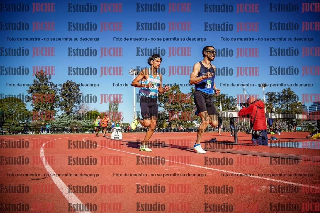 Fotos de los 3000 m llanos de varones