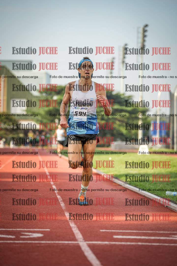 Fotos de los 3000 m llanos de varones
