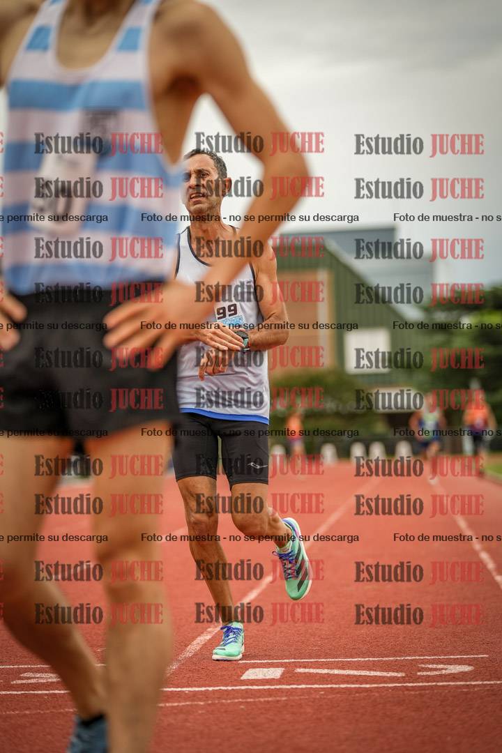 Fotos de los 3000 m llanos de varones