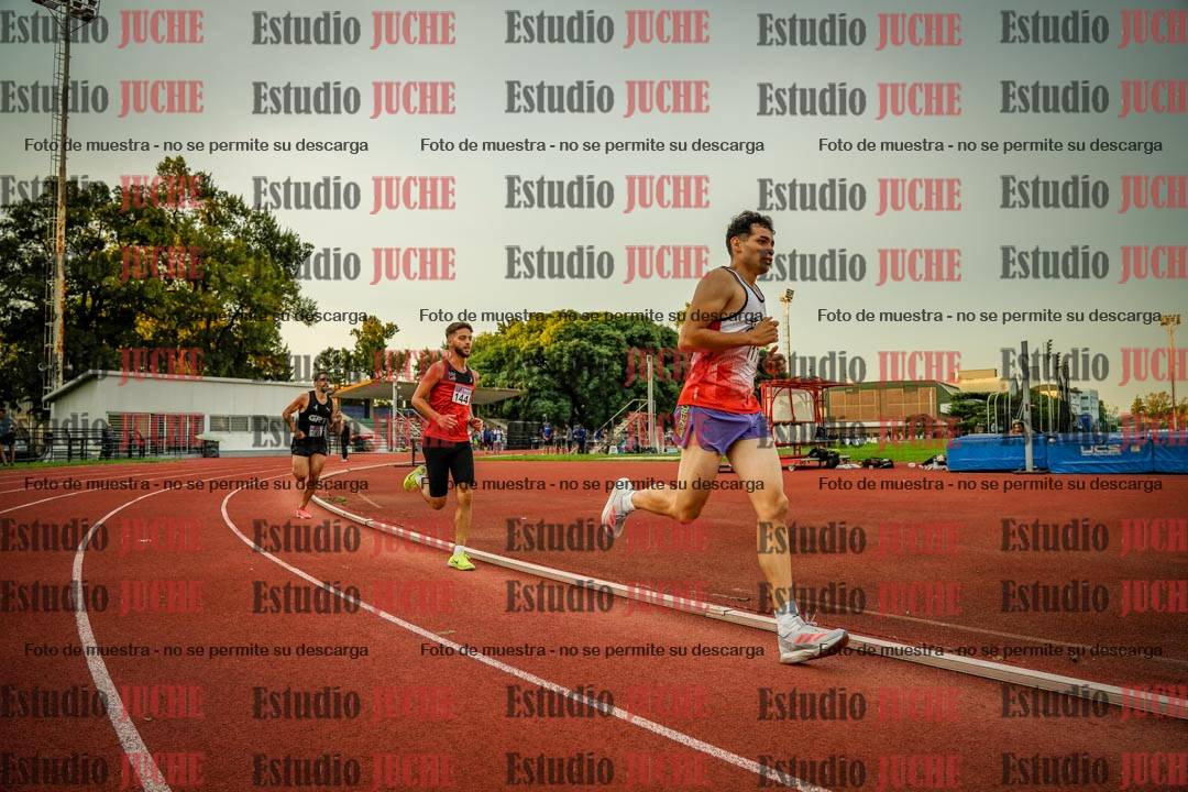 Fotos de los 1500 m llanos de varones