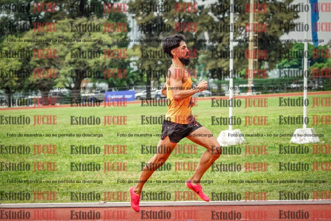 Fotos de los 800 m de varones
