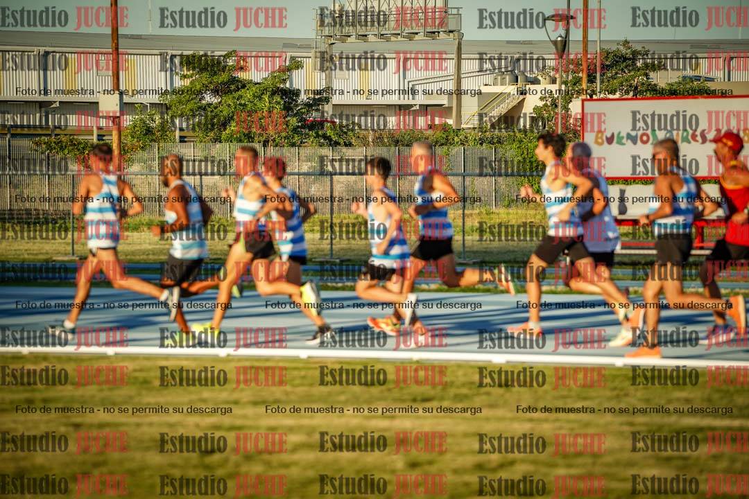 Fotos de los 1500 m llanos de varones