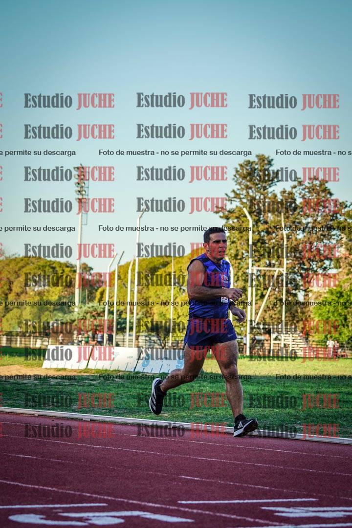 Fotos de los 3000 m llanos de varones