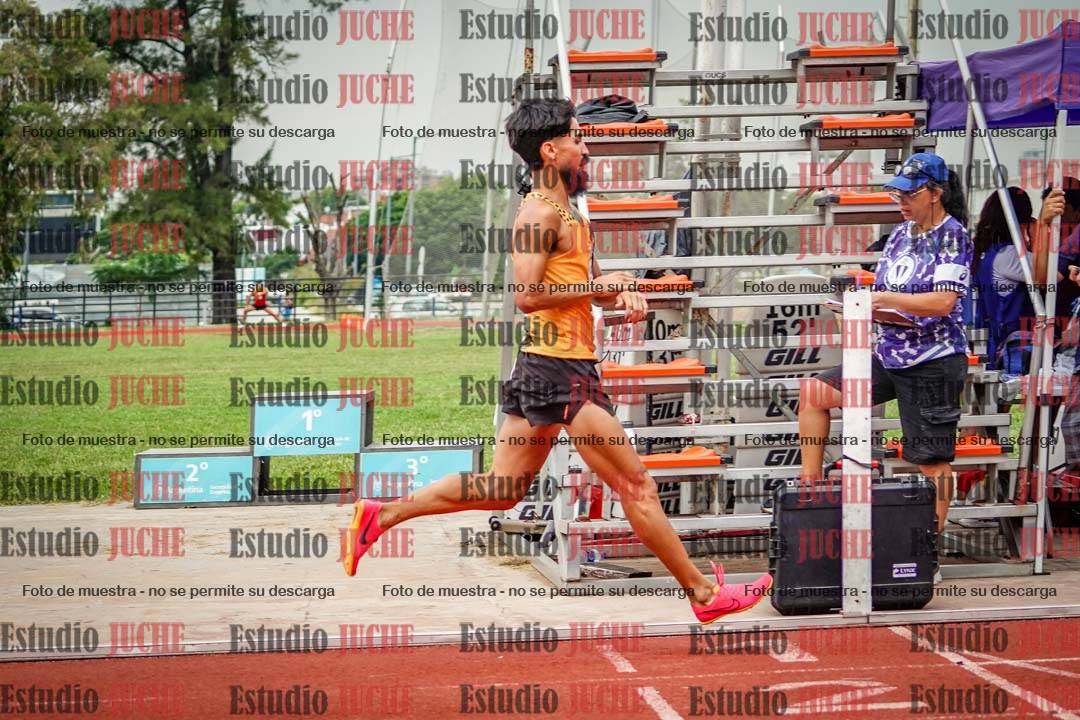 Fotos de los 800 m de varones