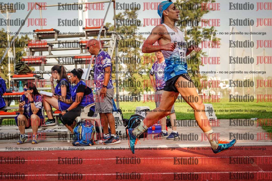 Fotos de los 3000 m llanos de varones
