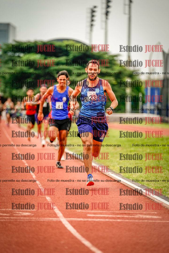 Fotos de los 800 m de varones