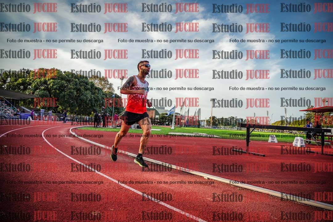 Fotos de los 3000 m llanos de varones