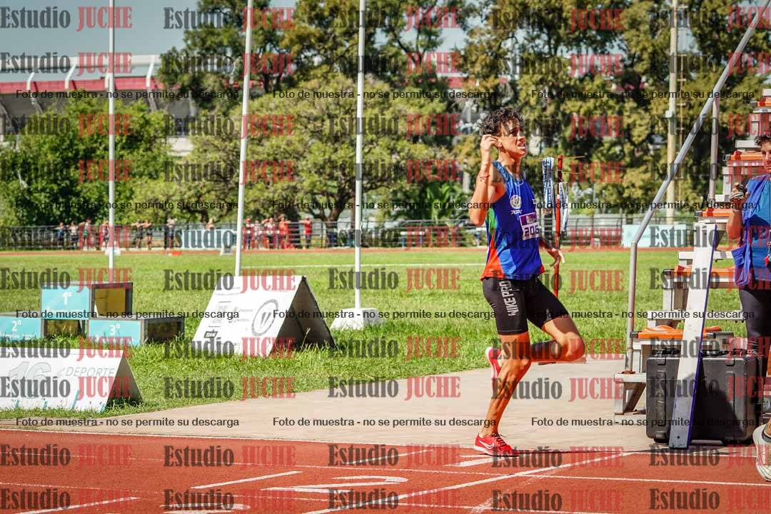 Fotos de los 800 m llanos de varones