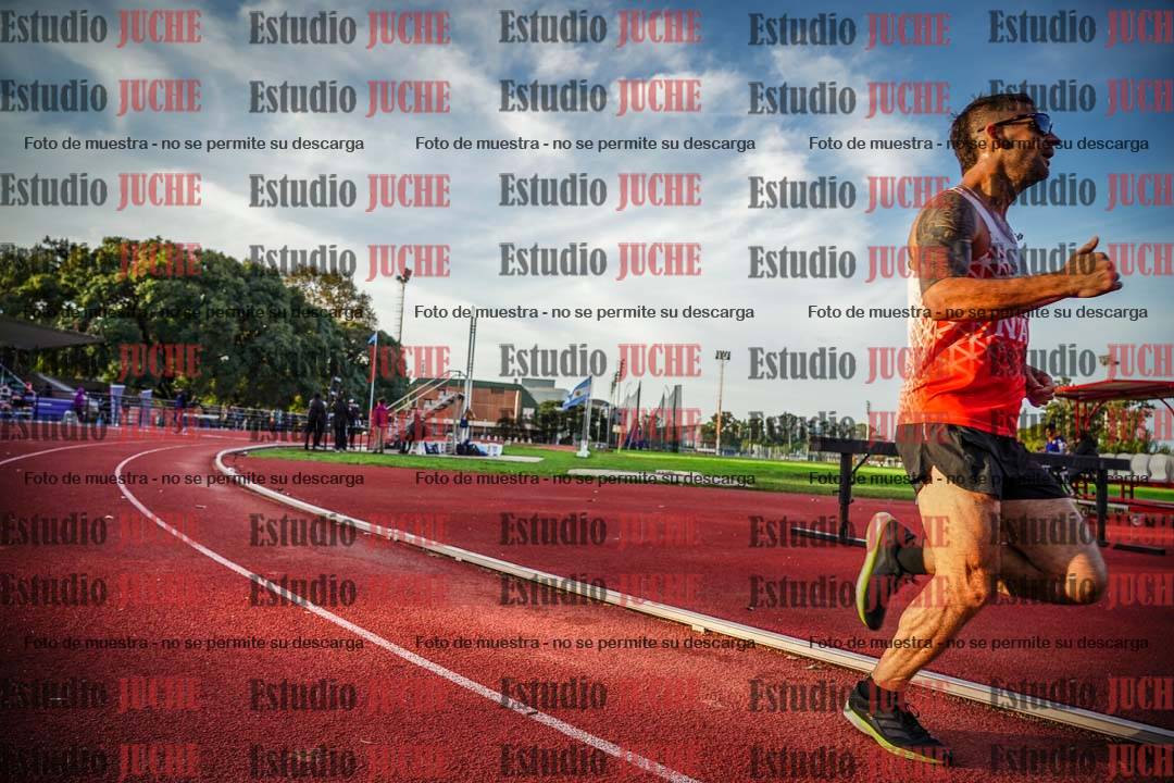 Fotos de los 3000 m llanos de varones