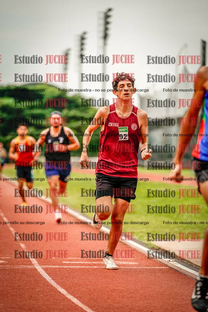 Fotos de los 800 m de varones
