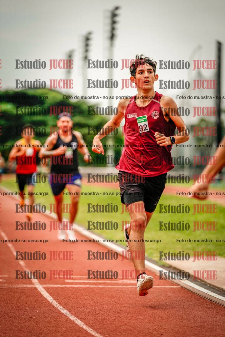 Fotos de los 800 m de varones
