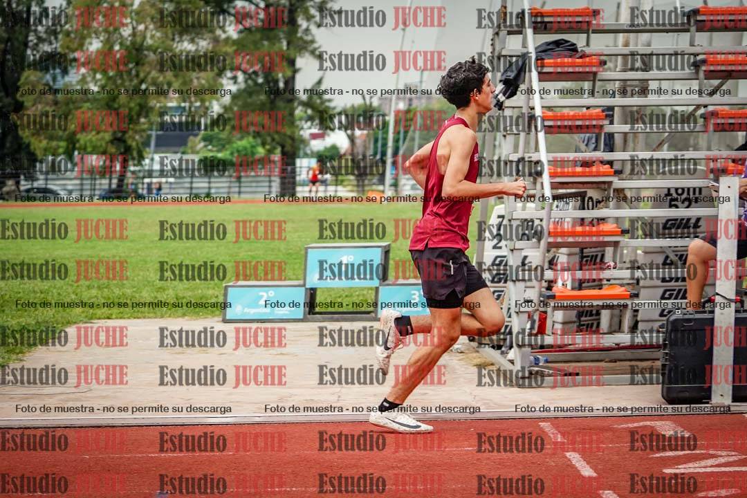 Fotos de los 800 m de varones