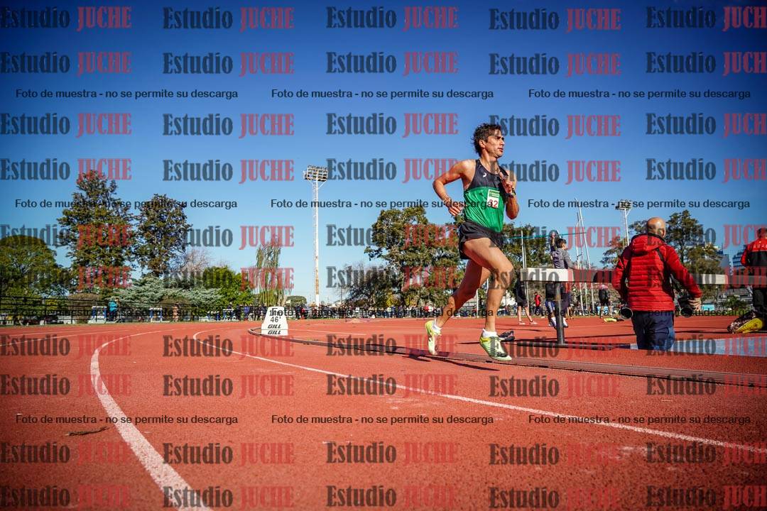 Fotos de los 3000 m llanos de varones