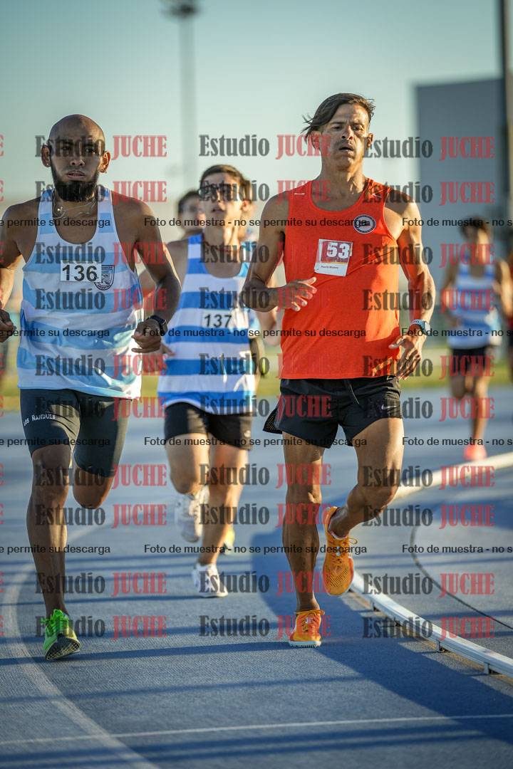 Fotos de los 1500 m llanos de varones