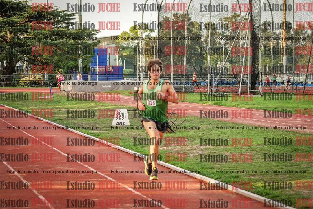 Fotos de los 3000 m llanos de varones