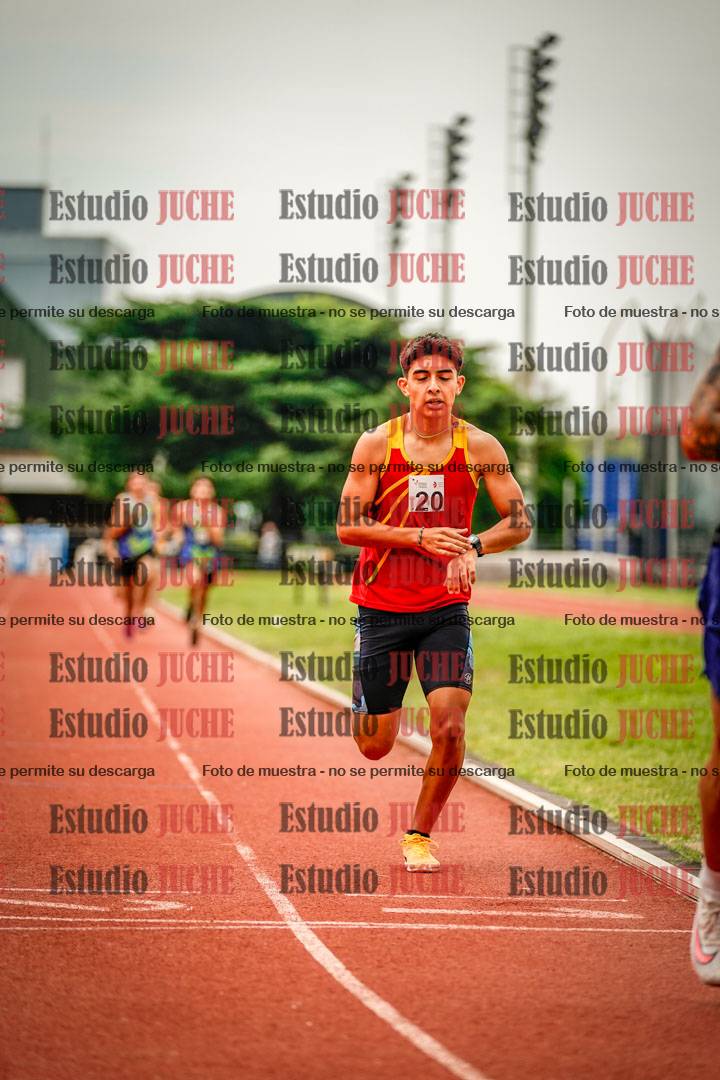 Fotos de los 800 m de varones