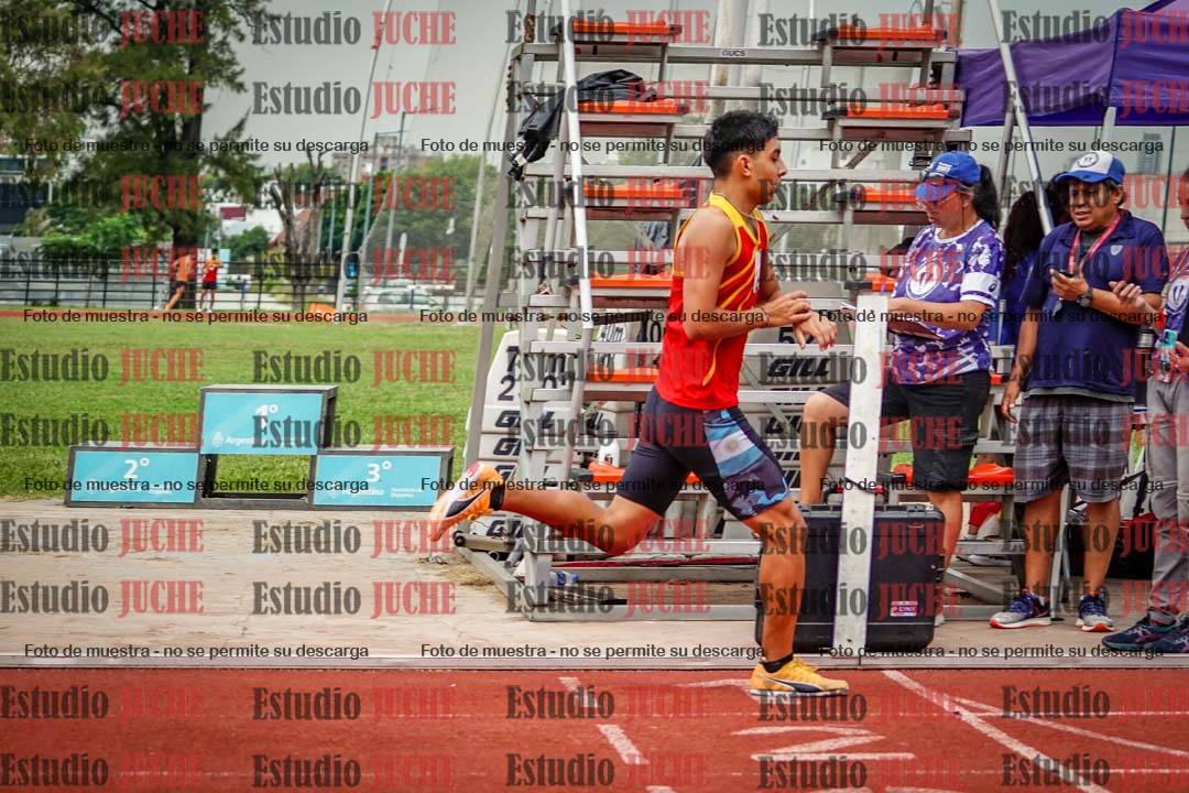 Fotos de los 800 m de varones