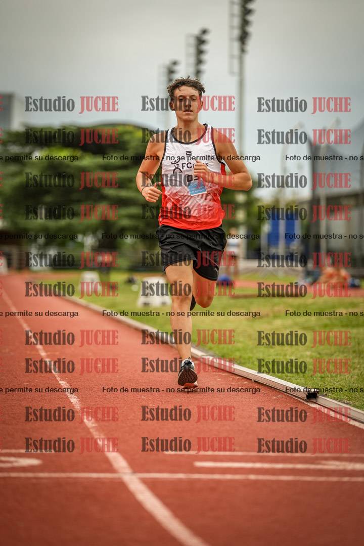 Fotos de los 3000 m llanos de varones